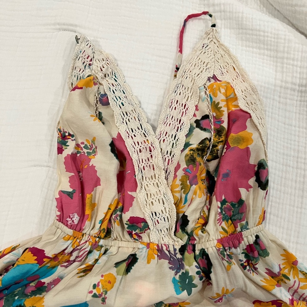 Floral/Hawaiian dress